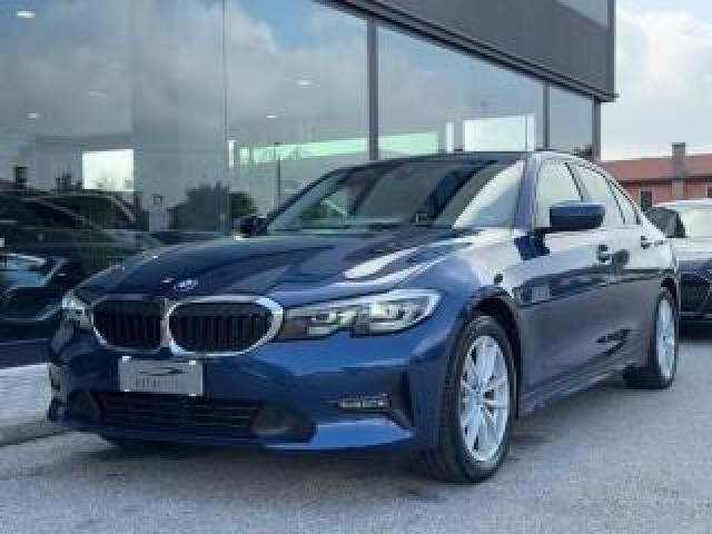 Bmw 320 D 48v Xdrive Berlina Business Advantage 