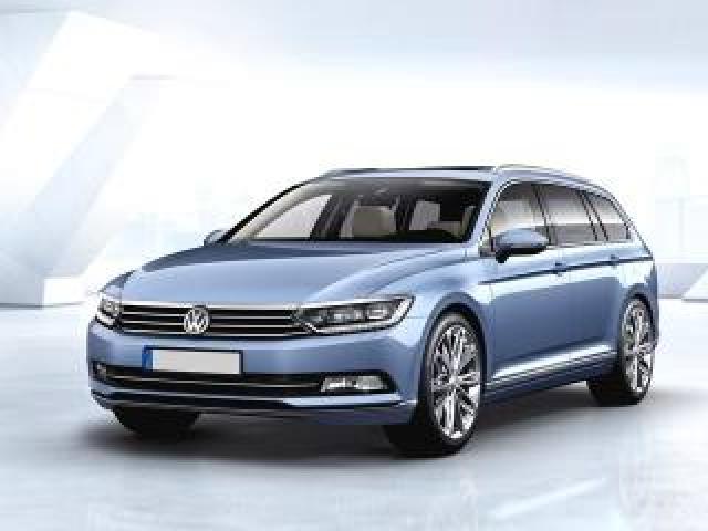 Volkswagen Passat Variant 2.0 Tdi 150cv Scr Evo Dsg *distribuzione Nuova* 