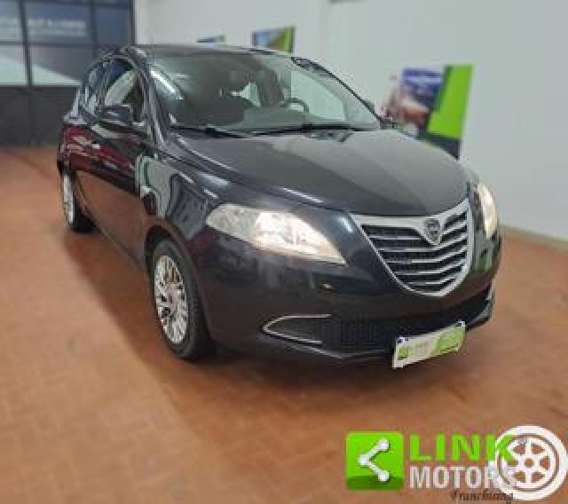 Lancia Ypsilon 1.2 69 Cv 5 Porte Platinum 