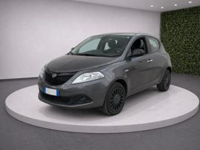 Lancia Ypsilon Iii 1.0 Firefly 70cv 5p S&s Hybrid Silver 