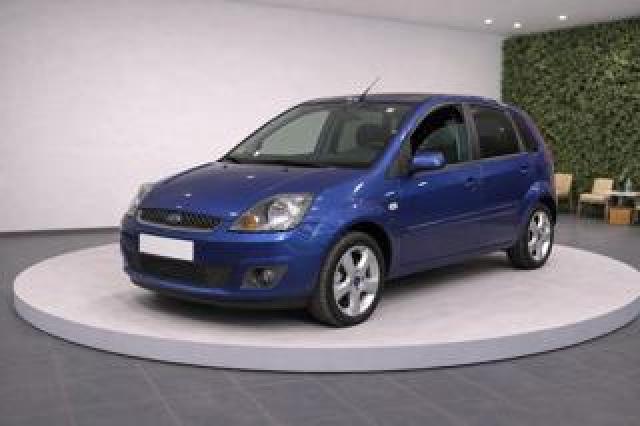 Ford Fiesta V 1.2 16v 75cv 5p. Ghia 