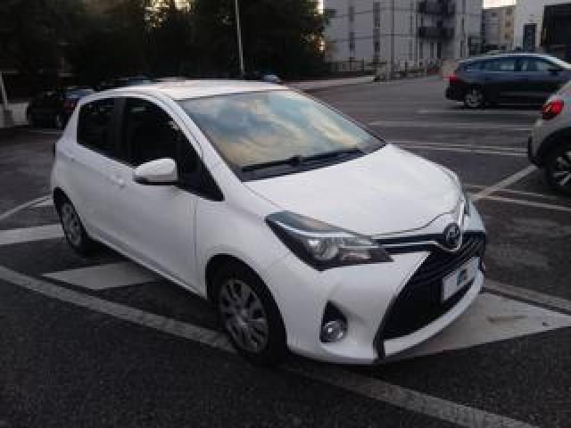 Toyota Yaris 1.0 5 Porte Lounge 