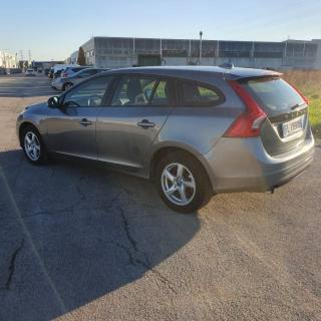 Volvo V60 D2 Geartronic Business 