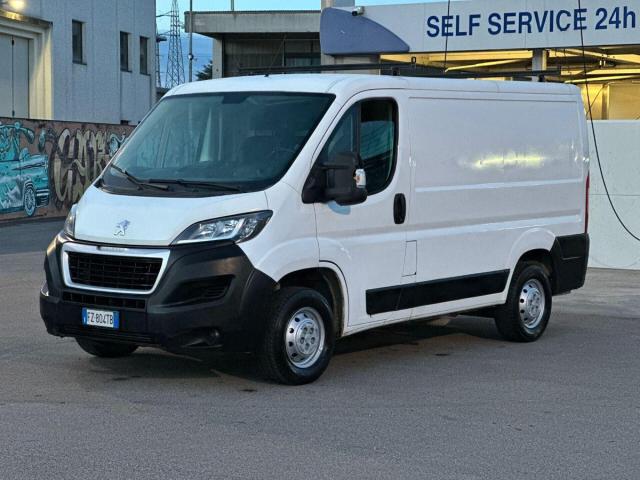 Peugeot Boxer 328 2.2 Bluehdi 120cv 