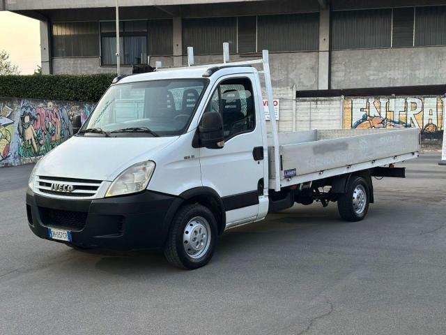 Iveco Daily 35s12 2.3 Hpi Cassone Fisso 