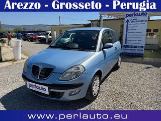 Lancia Ypsilon 1.2 16v Platino 