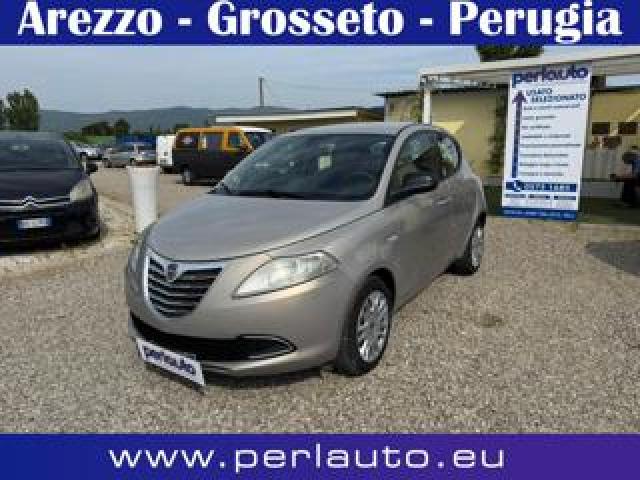 Lancia Ypsilon 1.2 69 Cv 5 Porte S&s Silver 
