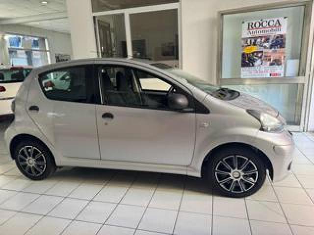 Toyota Aygo 1.0 12v Vvt-I 5 Porte Now Connect 