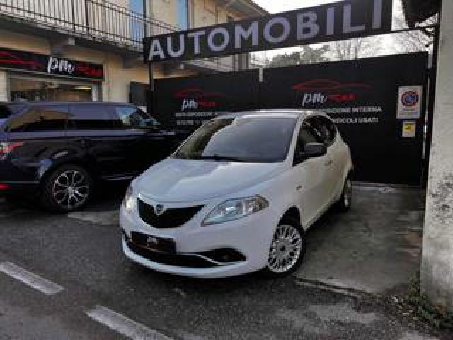 Lancia Ypsilon 1.2 69 Cv 5 Porte Gpl Ecochic Silver 