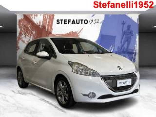 Peugeot 208 -  1.4 Hdi 8v Allure 5p 