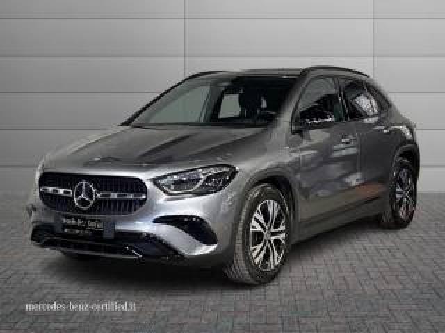 Mercedes Benz Gla 200 D Automatic Progressive Advanced  