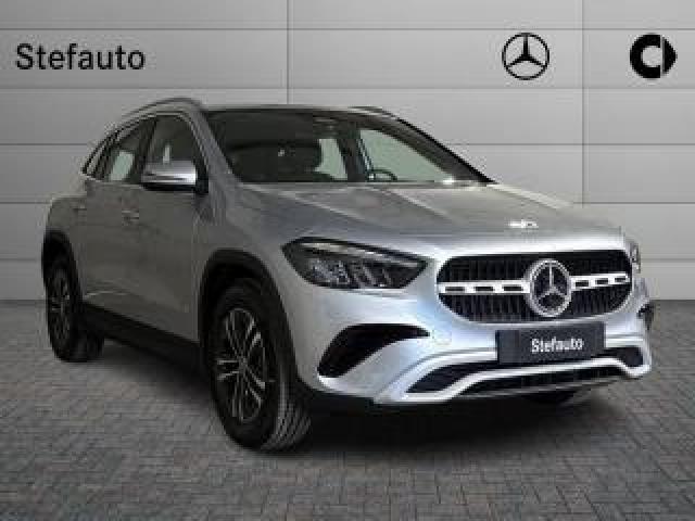 Mercedes Benz Gla 180 D Automatic Executive 