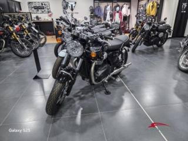 Triumph Bonneville T100 