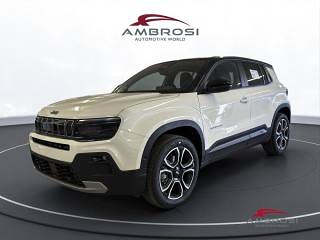 Jeep Avenger E-Hybrid Summit 