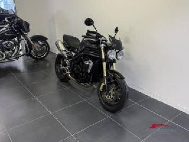 Triumph Street Triple 1050 