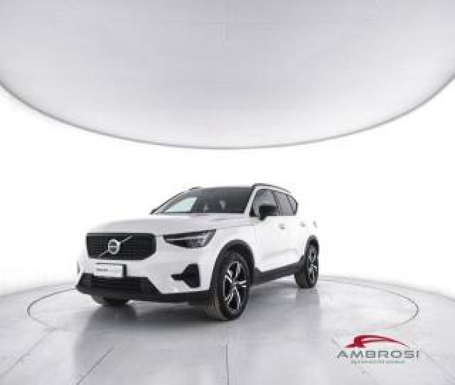 Volvo Xc40 2.0 B3 Plus Dark Auto - Autocarro N1 