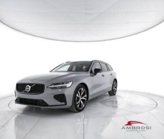 Volvo V60 B4 Mild Hybrid Benzina Plus Dark 