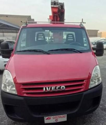 Iveco Ecodaily 35 C10 2.3 Hpi Con Cestello 