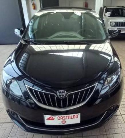 Lancia Ypsilon 1.0 Firefly 5 Porte S&s Hybrid Ecochic Gold 