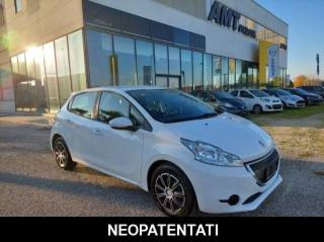 Peugeot 208 Puretech  5 Porte Active 