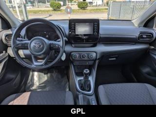 Toyota Yaris 1.0 5 Porte Gpl 