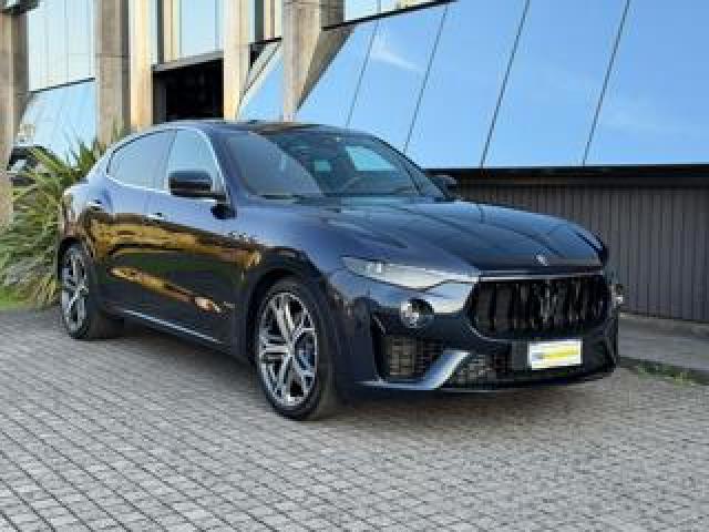 Maserati Levante Q4 Gransport * Carbonio *tetto *blu Nobile *360° 