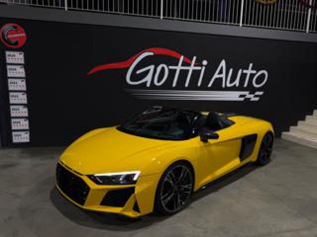 Audi R8 V10 Spyder Restyling Yellow Scarico Supersprint 