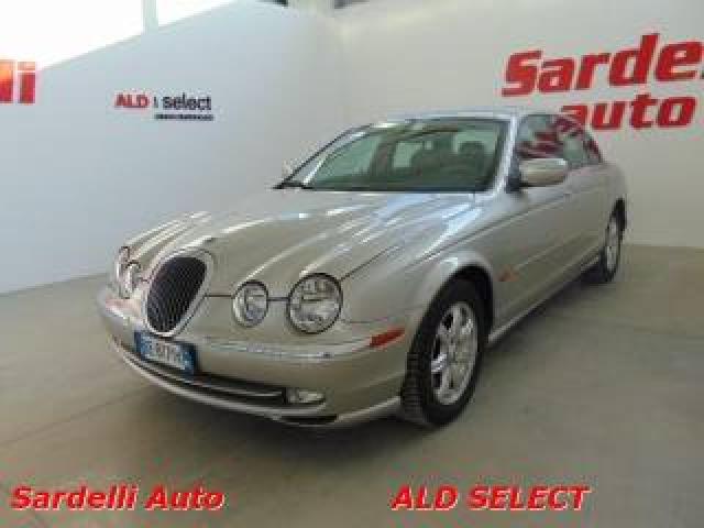 Jaguar S-Type 