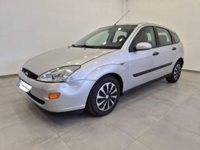 Ford Focus 1.8 Tdi Cat 5p. Ambiente - Neopat. - Clima 