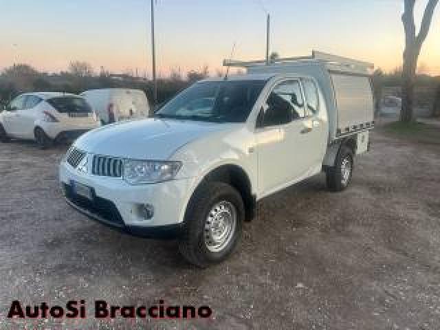 Mitsubishi L200 2.5 Di-D/136cv Club Cab Invite Dpf 