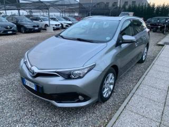 Toyota Auris Touring Sports 1.8 Hybrid Lounge 