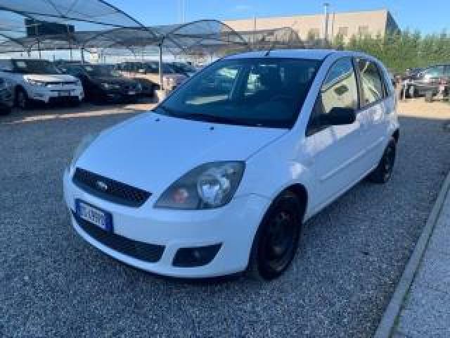 Ford Fiesta 1.2 16v 5p. Ghia 
