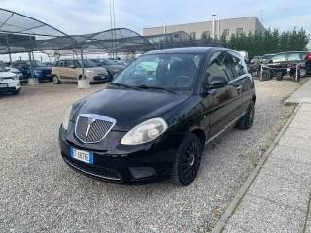 Lancia Ypsilon 1.2 69 Cv Argento 