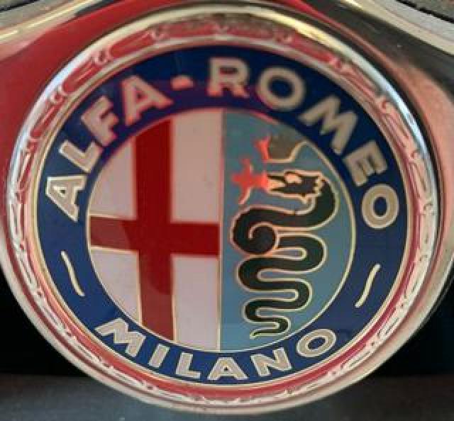 Alfa Romeo Montreal 2500 V8 