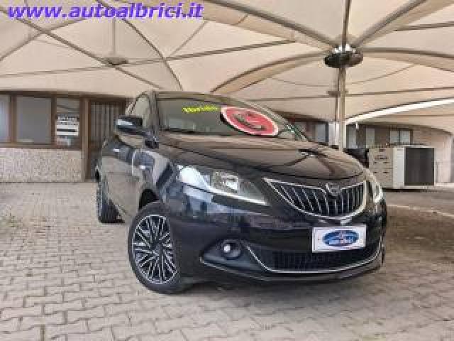 Lancia Ypsilon 1.0 Firefly S&s Hybrid Gold 