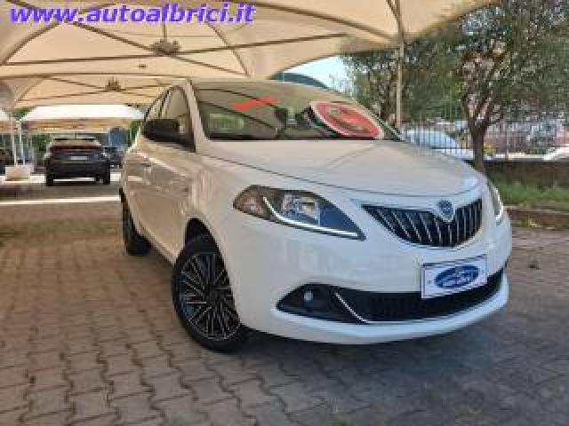 Lancia Ypsilon 1.0 Firefly S&s Hybrid Gold 