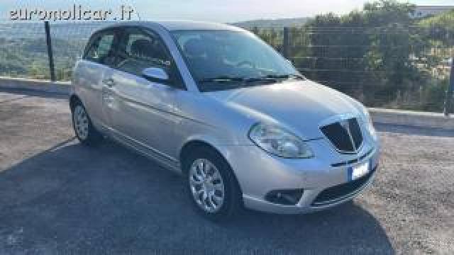 Lancia Ypsilon 1.3 Mjt 75 Cv Automatica 