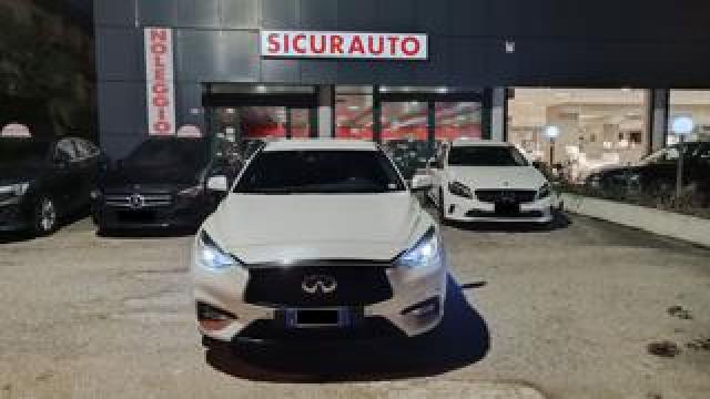 Infiniti Q30 2.2d Premium Tech Awd Navi 360 Pelle Led 