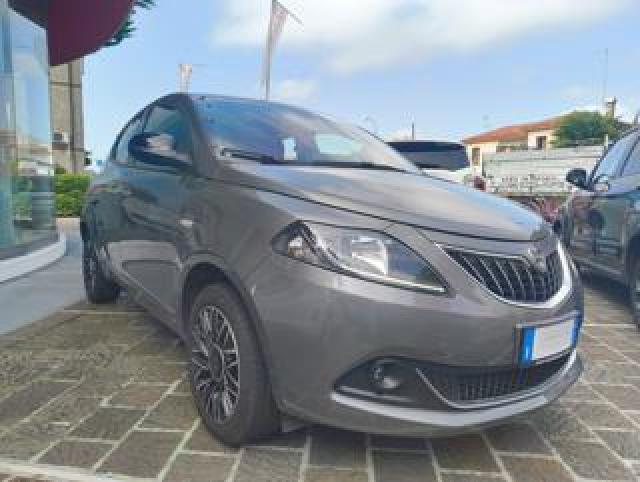 Lancia Ypsilon 1.0 Firefly 5 Porte S&s Hybrid Platino 