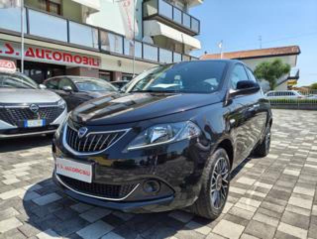 Lancia Ypsilon 1.0 Firefly 5 Porte S&s Hybrid Platino 