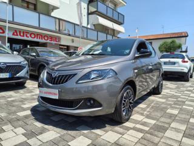 Lancia Ypsilon 1.0 Firefly 5 Porte S&s Hybrid Platino 