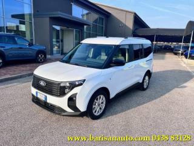Ford Tourneo Courier 1.0 Ecoboost Titanium 