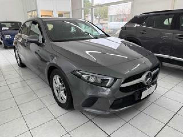 Mercedes Benz A 180 D Automatic Business Extra 