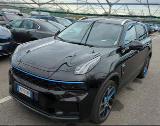 Lynk & Co 01 Phev 