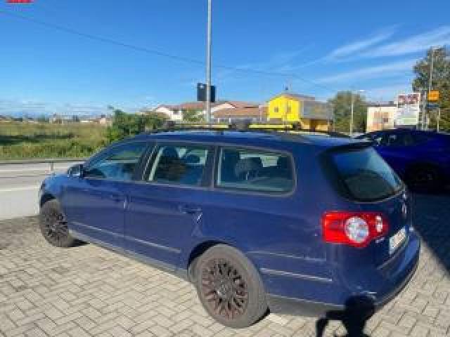 Volkswagen Passat 1.6/102cv Var. Trendline 
