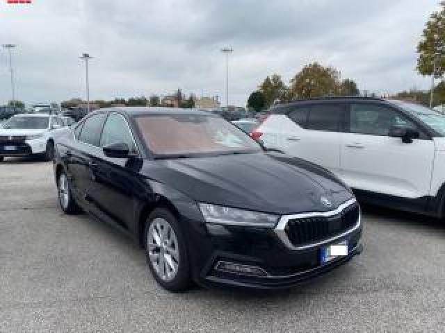 Skoda Octavia 2.0 Tdi Evo Scr 150 Cv Dsg Style Grandinata Tetto 