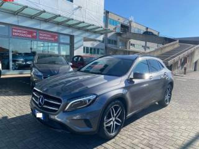 Mercedes Benz Gla 200 D Automatic 4matic Executive 