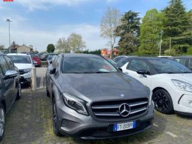 Mercedes Benz Gla 200 D Automatic 4matic Executive 