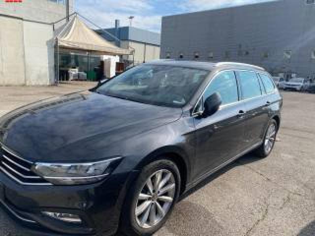 Volkswagen Passat Variant 2.0 Tdi Scr Evo Dsg Business X Commercianti 
