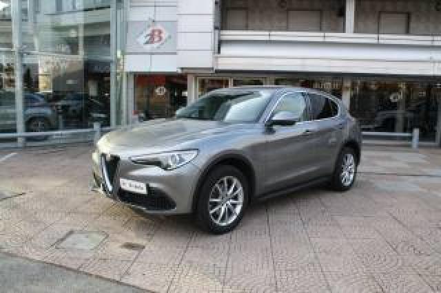 Alfa Romeo Stelvio 2.0 Turbo 280 Cv At8 Q4 First Edition 